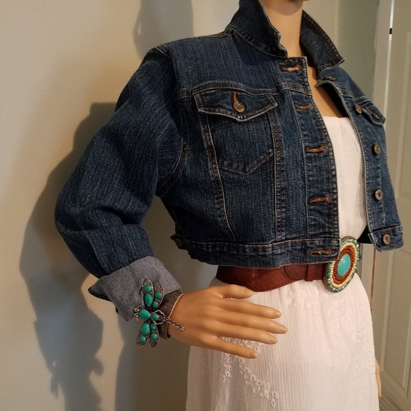 Lola Jackets & Blazers - ♥️LOLA♥️Cropped Denim Jacket